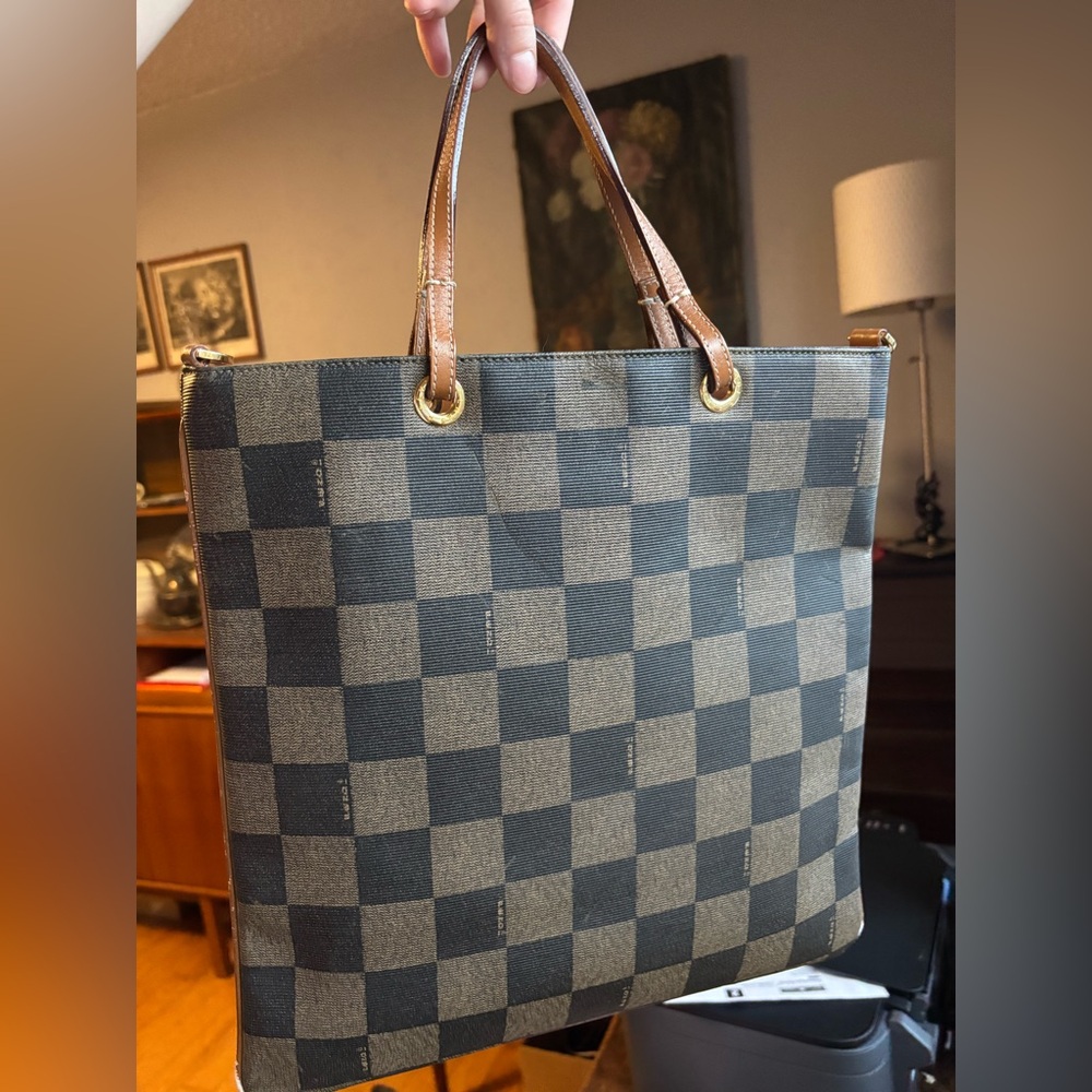 Vintage Fendi leather bag